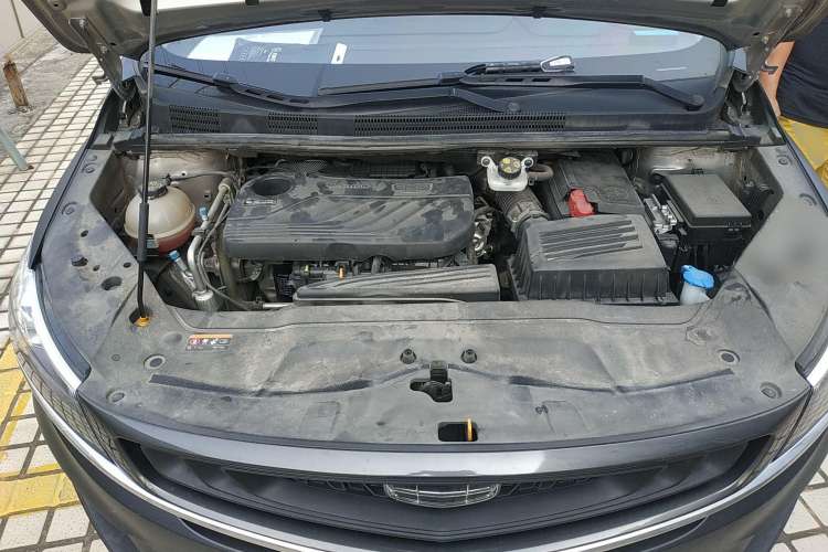 Used Geely Auto Jiajie 2021 1.8TD DCT Luxury Model Engine Bay