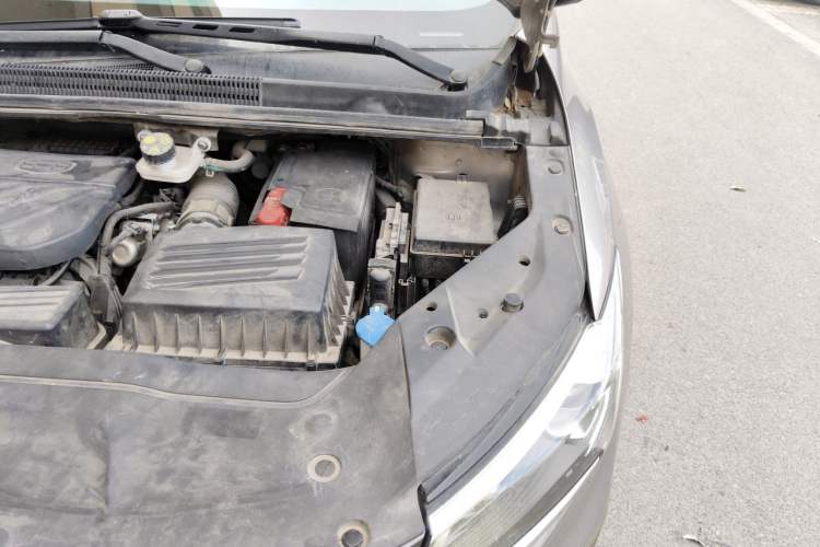 Used Geely Auto Jiajie 2021 1.8TD DCT Luxury Model Engine Bay Left