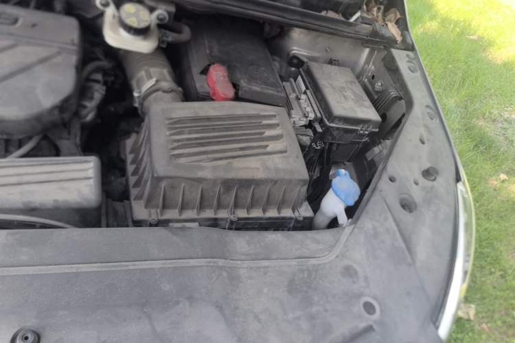 Used Geely Auto Jiajie 2021 1.8TD DCT Luxury Model Engine Bay Left