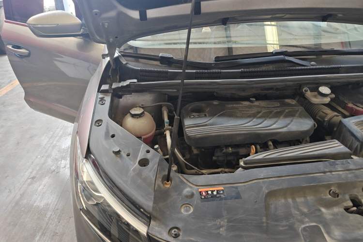 Used Geely Auto Jiajie 2021 1.8TD DCT Luxury Model Engine Bay Right