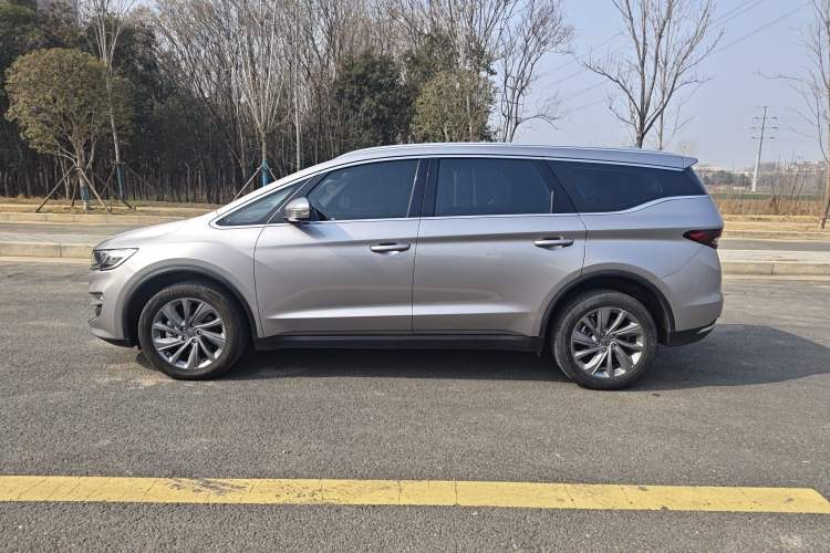 Used Geely Auto Jiajie 2021 1.8TD DCT Luxury Model Exterior 3