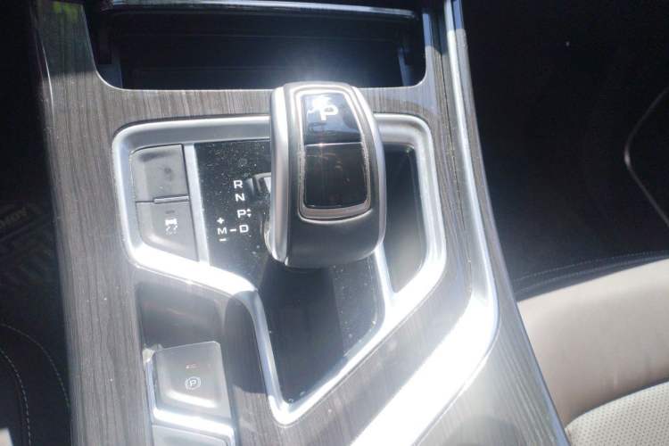 Used Geely Auto Jiajie 2021 1.8TD DCT Luxury Model Gear Lever