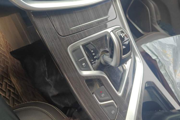 Used Geely Auto Jiajie 2021 1.8TD DCT Luxury Model Gear Lever