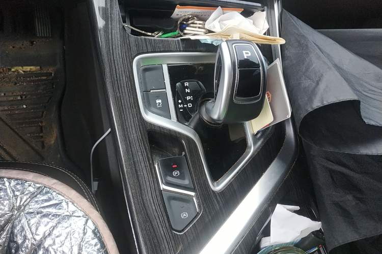 Used Geely Auto Jiajie 2021 1.8TD DCT Luxury Model Gear Lever
