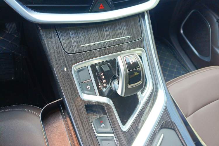Used Geely Auto Jiajie 2021 1.8TD DCT Comfort Model Gear Lever