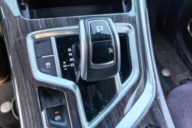 Used Geely Auto Jiajie 2021 1.8TD DCT Luxury Model Gear Lever