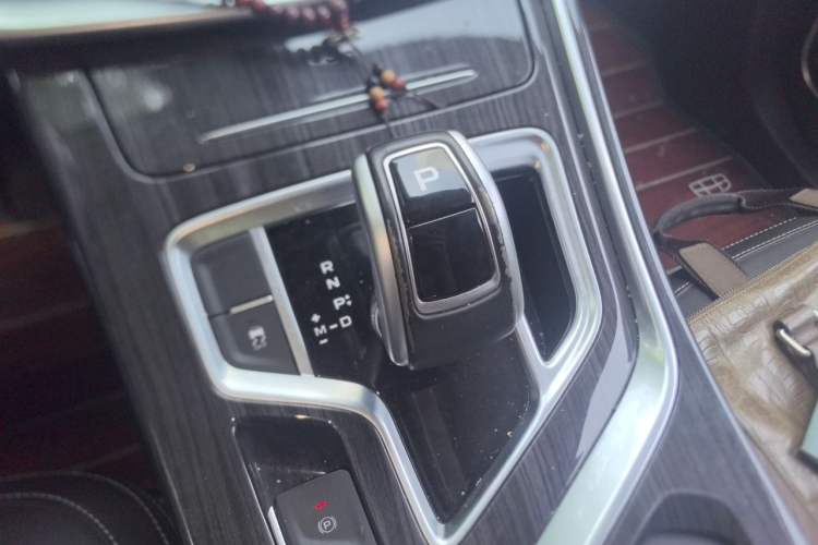 Used Geely Auto Jiajie 2021 1.8TD DCT Luxury Model Gear Lever