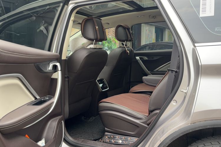 Used Geely Auto Jiajie 2021 1.8TD DCT Luxury Model Interior 2