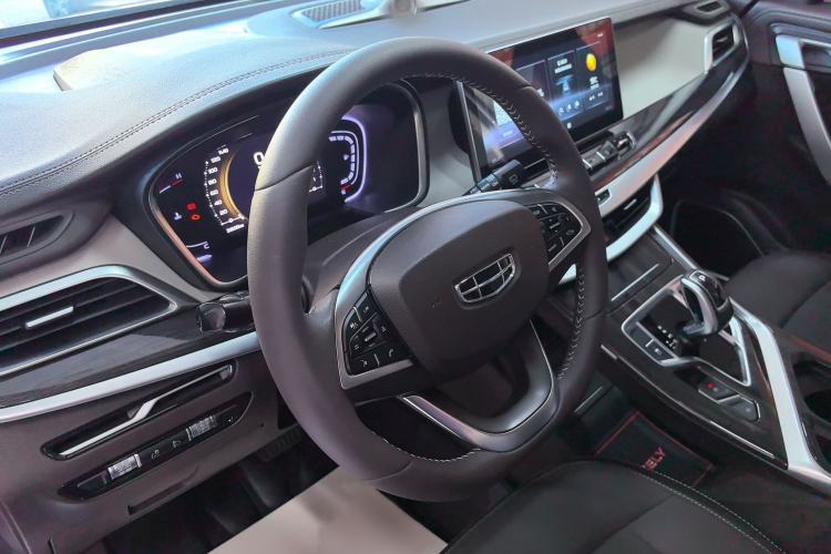 Used Geely Auto Jiajie 2021 1.8TD DCT Luxury Model Interior 8