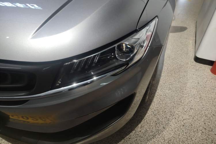 Used Geely Auto Jiajie 2021 Zhiqing 1.5TD DCT Luxury Model Left Front Headlight