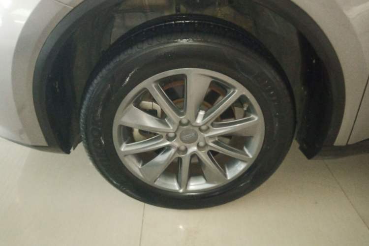Used Geely Auto Jiajie 2021 1.8TD DCT Comfort Model Left Front Wheel Hub