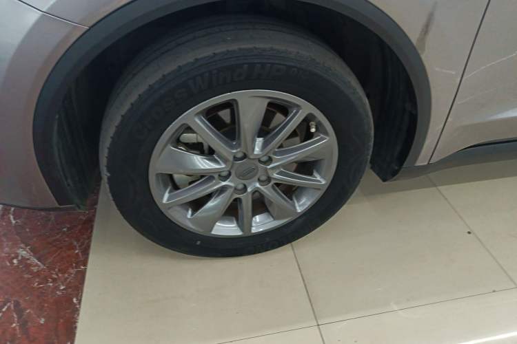 Used Geely Auto Jiajie 2021 1.8TD DCT Comfort Model Left Front Wheel Hub