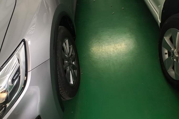 Used Geely Auto Jiajie 2021 1.8TD DCT Comfort Model Left Front Wheel Hub