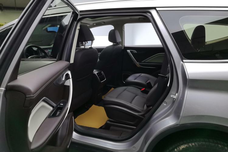 Used Geely Auto Jiajie 2021 1.8TD DCT Luxury Model Left Rear Seat