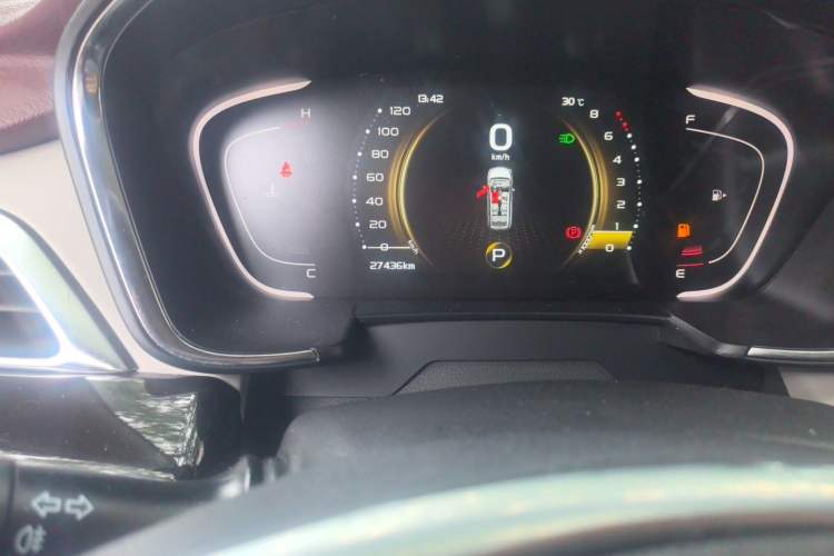 Used Geely Auto Jiajie 2021 1.8TD DCT Luxury Model Odometer Close Up