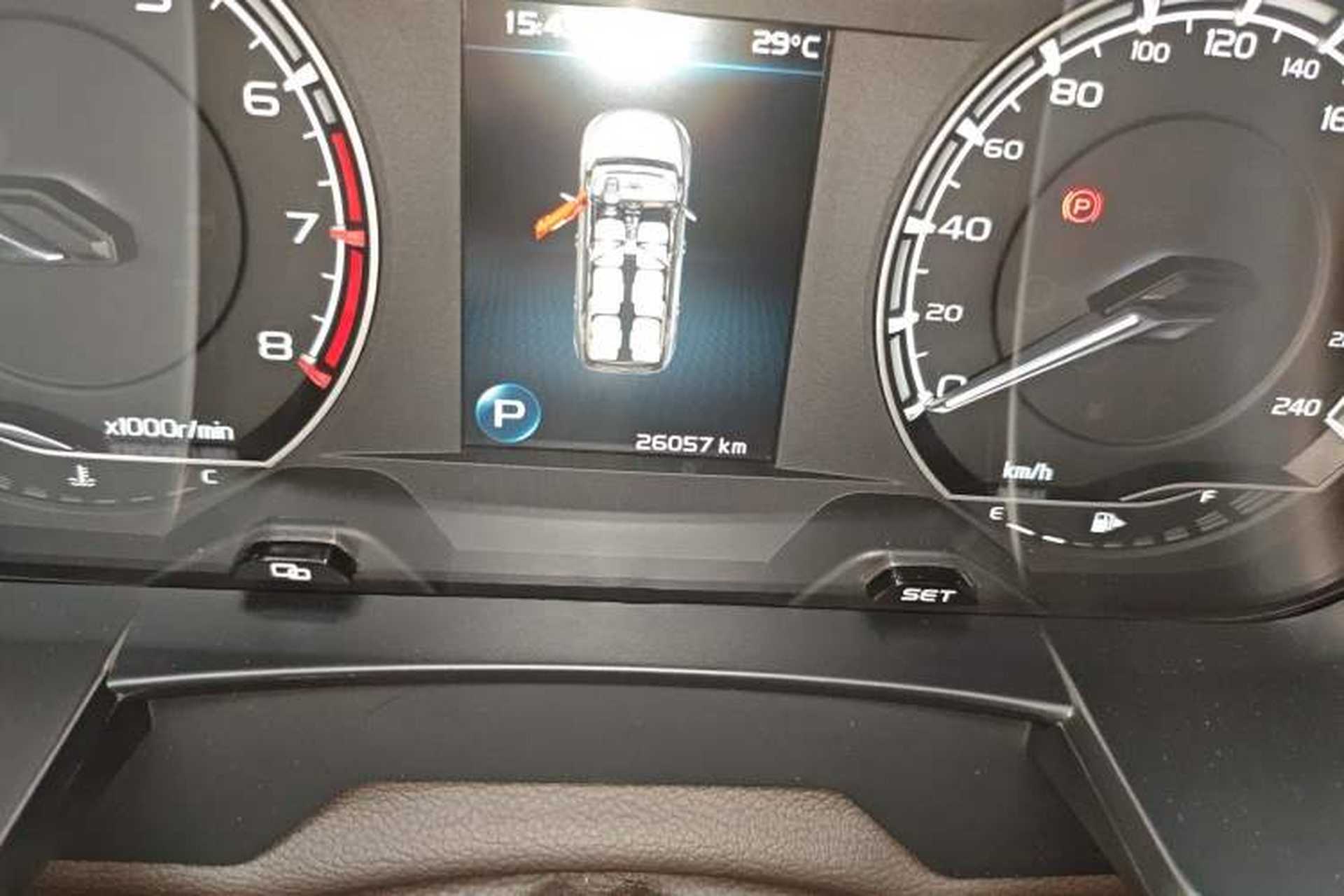 Used Geely Auto Jiajie 2021 1.8TD DCT Comfort Model Odometer Close Up