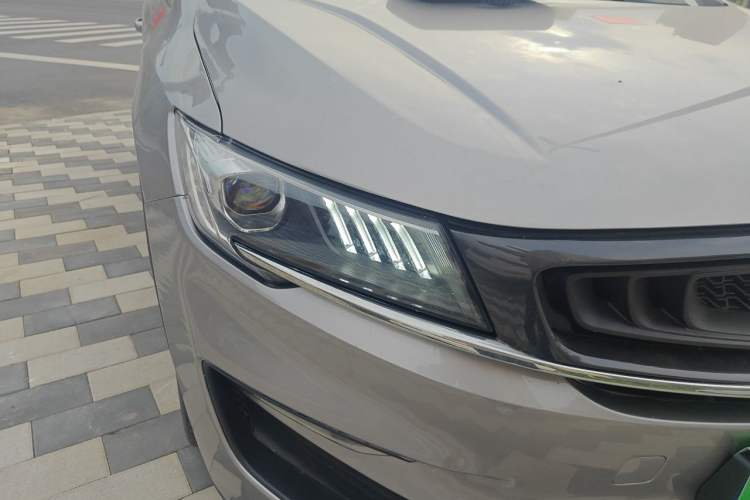 Used Geely Auto Jiajie 2021 1.8TD DCT Luxury Model Right Front Headlight
