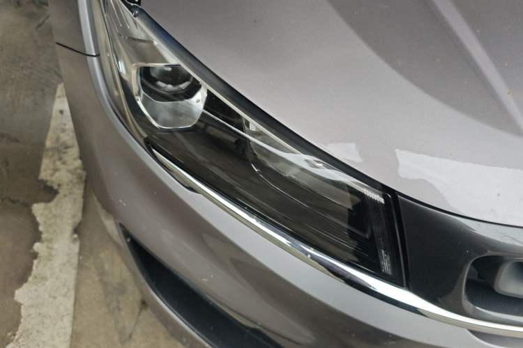 Used Geely Auto Jiajie 2021 1.8TD DCT Comfort Model Right Front Headlight