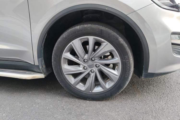 Used Geely Auto Jiajie 2021 Zhiqing 1.5TD DCT Luxury Model Right Front Wheel Hub