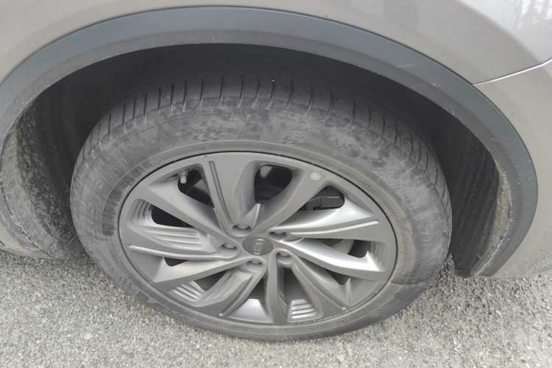 Used Geely Auto Jiajie 2021 1.8TD DCT Luxury Model Right Front Wheel Hub