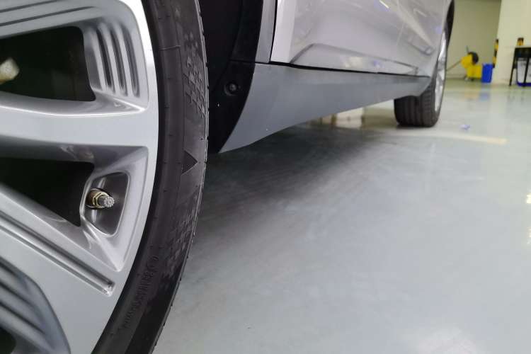 Used Geely Auto Jiajie 2021 1.8TD DCT Luxury Model Right Side Sill