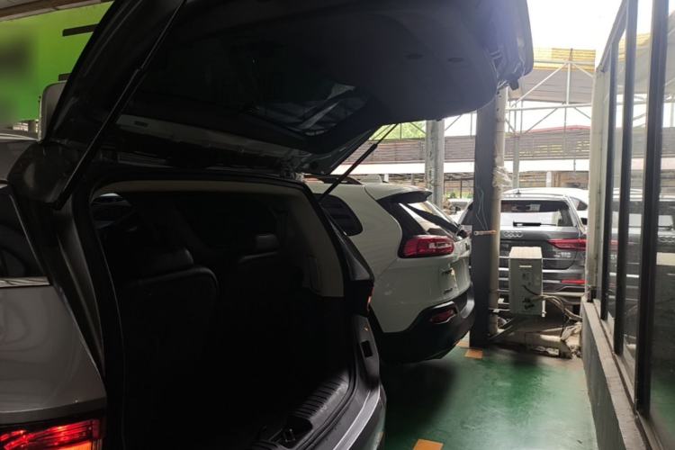 Used Geely Auto Jiajie 2021 1.8TD DCT Comfort Model Trunk