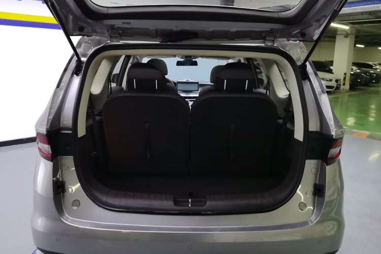 Used Geely Auto Jiajie 2021 1.8TD DCT Luxury Model Trunk