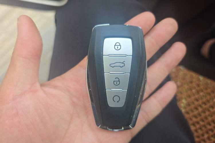 Used Geely Auto Jiajie 2021 1.8TD DCT Comfort Model Vehicle Key