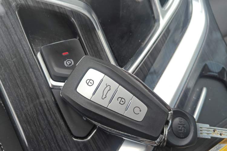 Used Geely Auto Jiajie 2021 Zhiqing 1.5TD DCT Luxury Model Vehicle Key