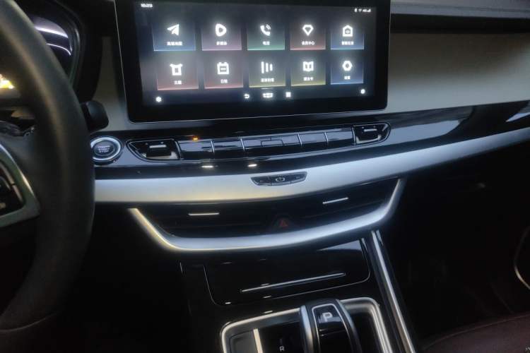 Used Geely Auto Jiajie 2021 1.8TD DCT Luxury Model Audio And AC Panel