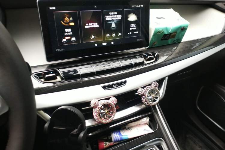 Used Geely Auto Jiajie 2021 1.8TD DCT Comfort Model Audio And AC Panel
