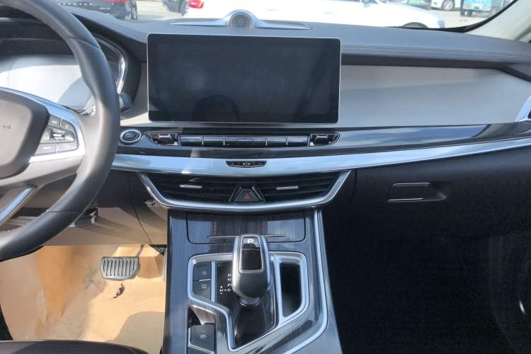 Used Geely Auto Jiajie 2021 Zhiqing 1.5TD DCT Luxury Model Audio And AC Panel