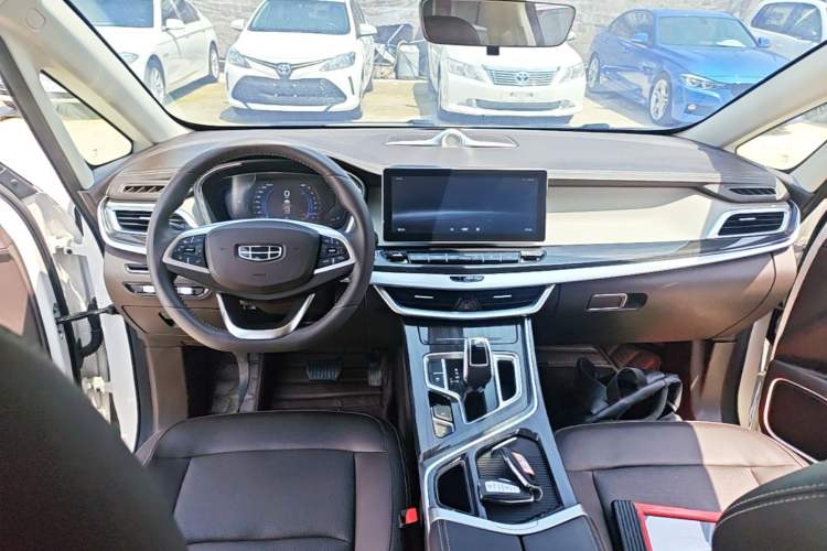 Used Geely Auto Jiajie 2021 1.8TD DCT Luxury Model Center Console