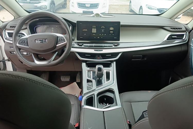 Used Geely Auto Jiajie 2021 Zhiqing 1.5TD DCT Luxury Model Center Console