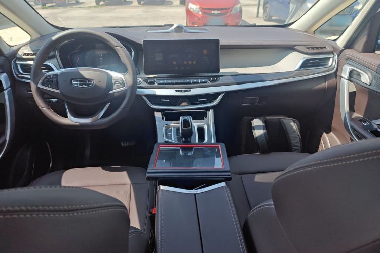 Used Geely Auto Jiajie 2021 1.8TD DCT Luxury Model Center Console