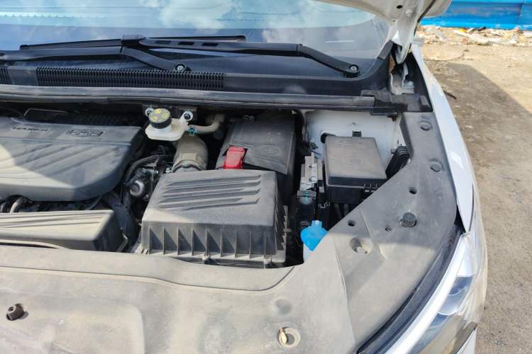 Used Geely Auto Jiajie 2021 1.8TD DCT Comfort Model Engine Bay Left