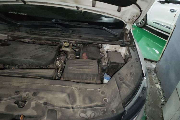 Used Geely Auto Jiajie 2021 1.8TD DCT Luxury Model Engine Bay Left