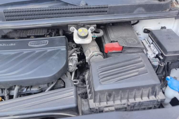 Used Geely Auto Jiajie 2021 1.8TD DCT Comfort Model Engine Bay Left