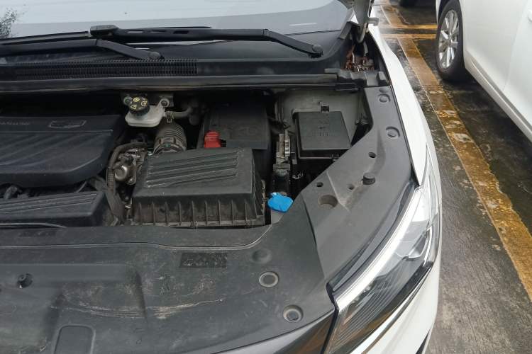 Used Geely Auto Jiajie 2021 1.8TD DCT Luxury Model Engine Bay Left