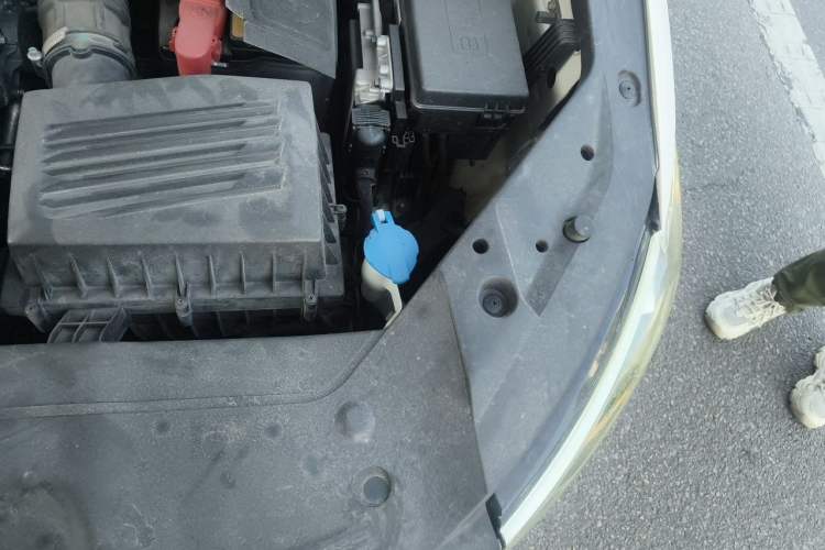 Used Geely Auto Jiajie 2021 1.8TD DCT Comfort Model Engine Bay Left