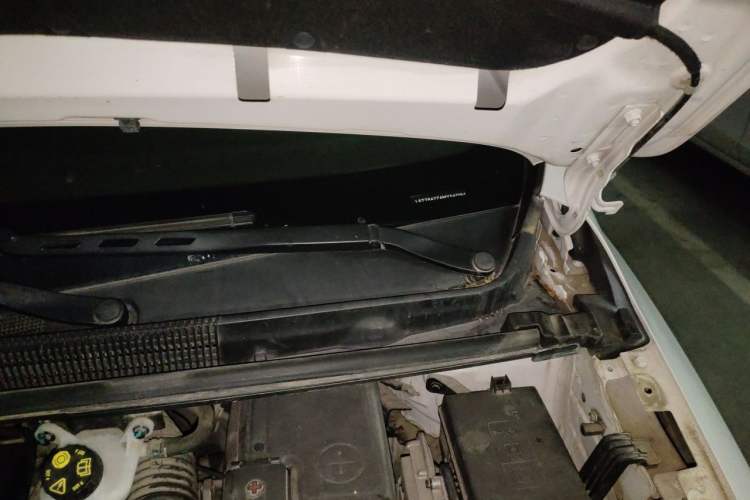 Used Geely Auto Jiajie 2021 1.8TD DCT Standard Edition Engine Bay Left