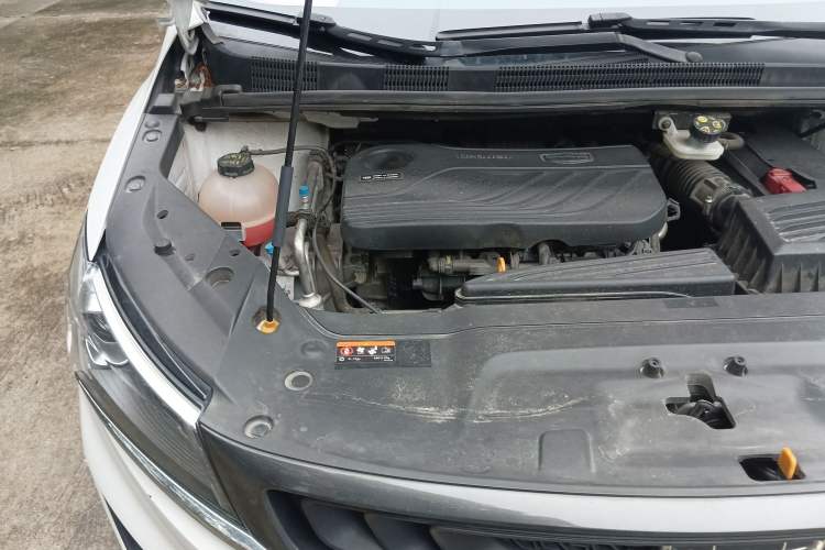 Used Geely Auto Jiajie 2021 1.8TD DCT Luxury Model Engine Bay Right