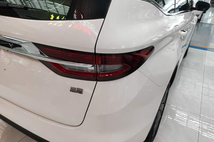 Used Geely Auto Jiajie 2021 1.8TD DCT Luxury Model Exterior 3
