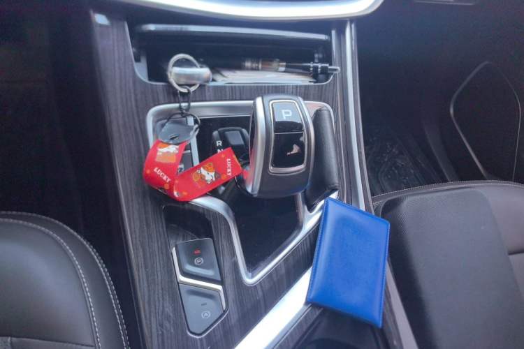 Used Geely Auto Jiajie 2021 1.8TD DCT Comfort Model Gear Lever
