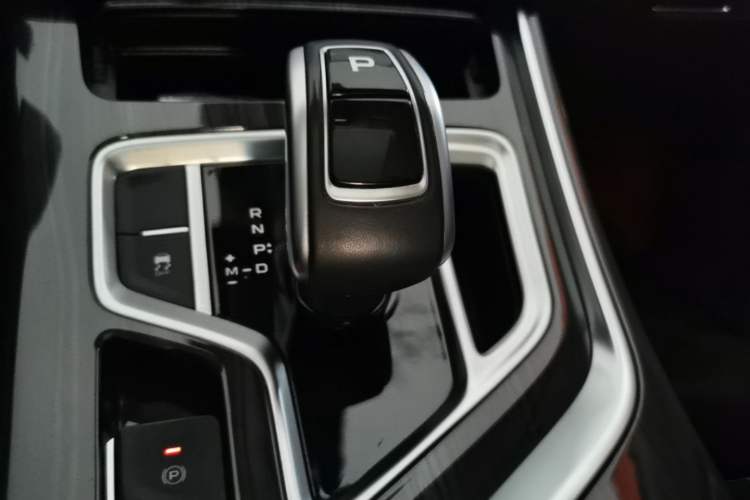 Used Geely Auto Jiajie 2021 1.8TD DCT Luxury Model Gear Lever