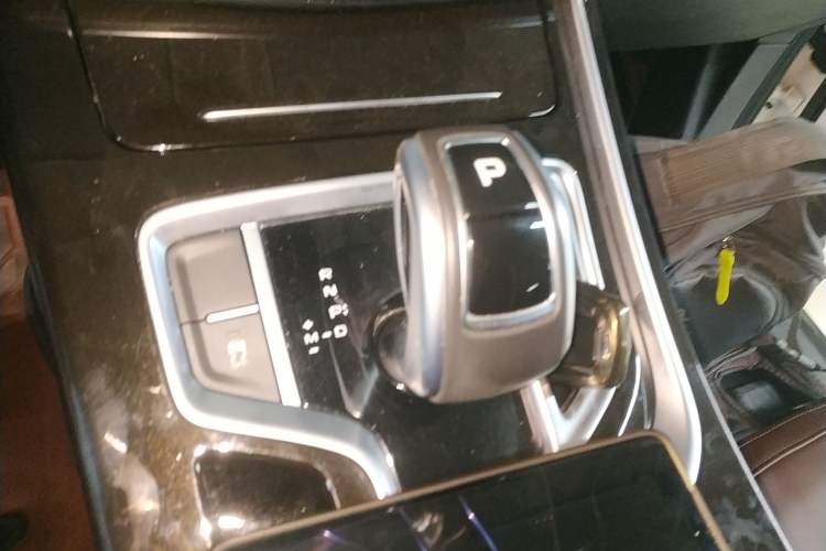 Used Geely Auto Jiajie 2021 1.8TD DCT Luxury Model Gear Lever