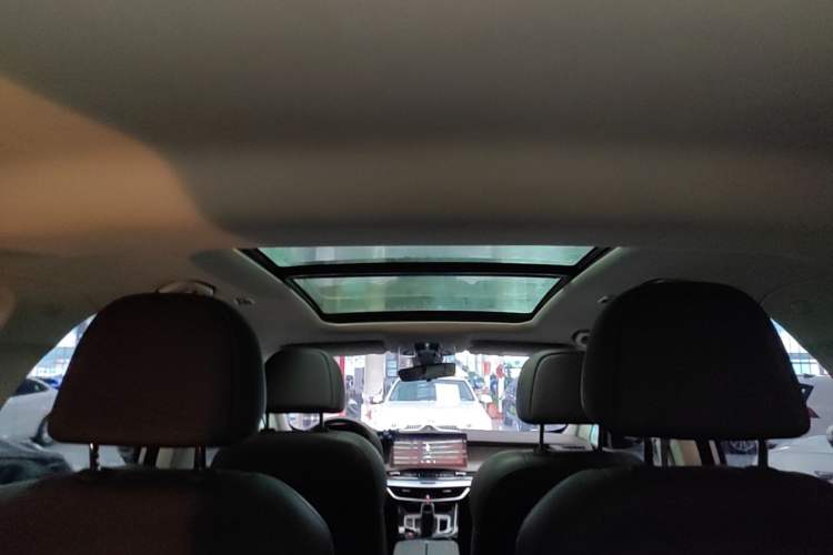 Used Geely Auto Jiajie 2021 1.8TD DCT Luxury Model Headliner