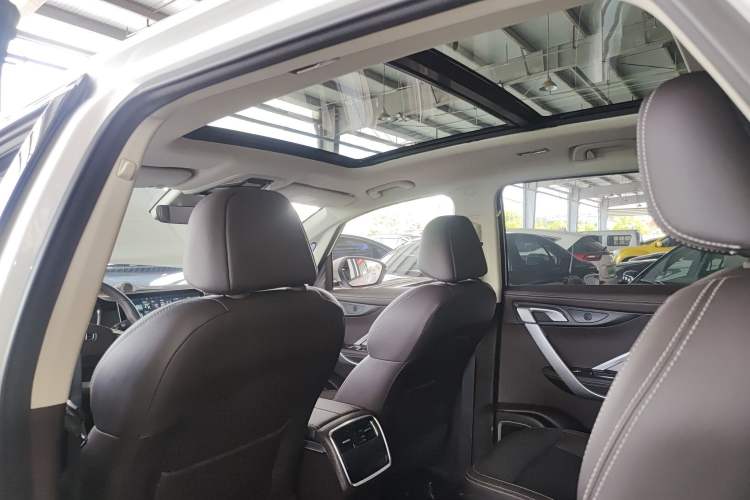 Used Geely Auto Jiajie 2021 1.8TD DCT Luxury Model Headliner