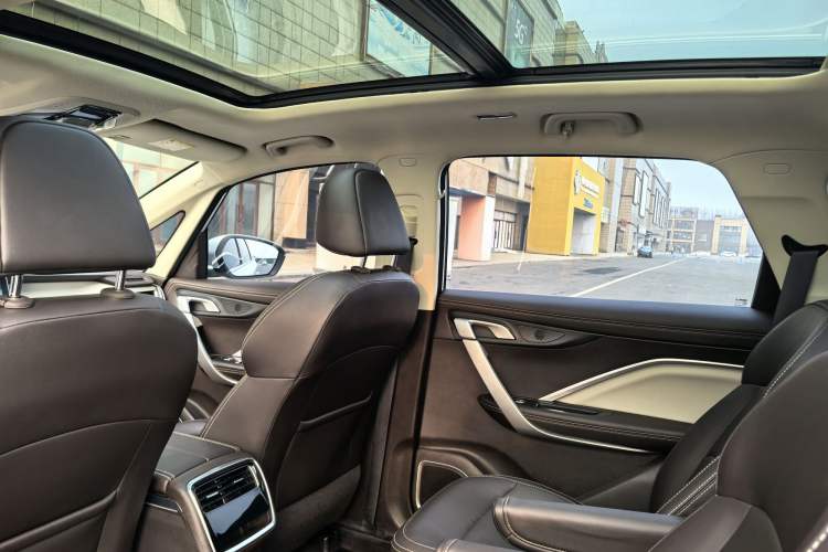 Used Geely Auto Jiajie 2021 1.8TD DCT Luxury Model Interior 2