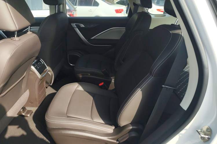 Used Geely Auto Jiajie 2021 1.8TD DCT Comfort Model Interior 4